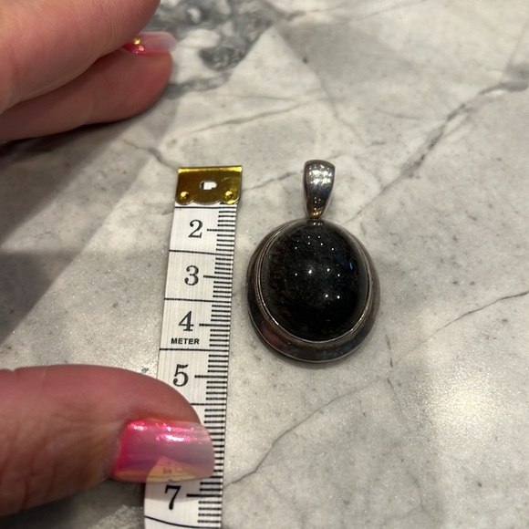 Tourmalinated Quartz Polished Oval Pendant - Sterling Silver 925 - Picture 7 of 9